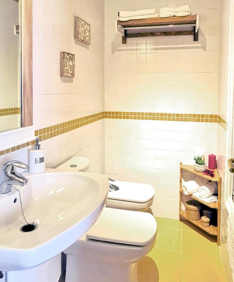 סביליה Teodosio Apartment Free Parking & Central Ac מראה חיצוני תמונה