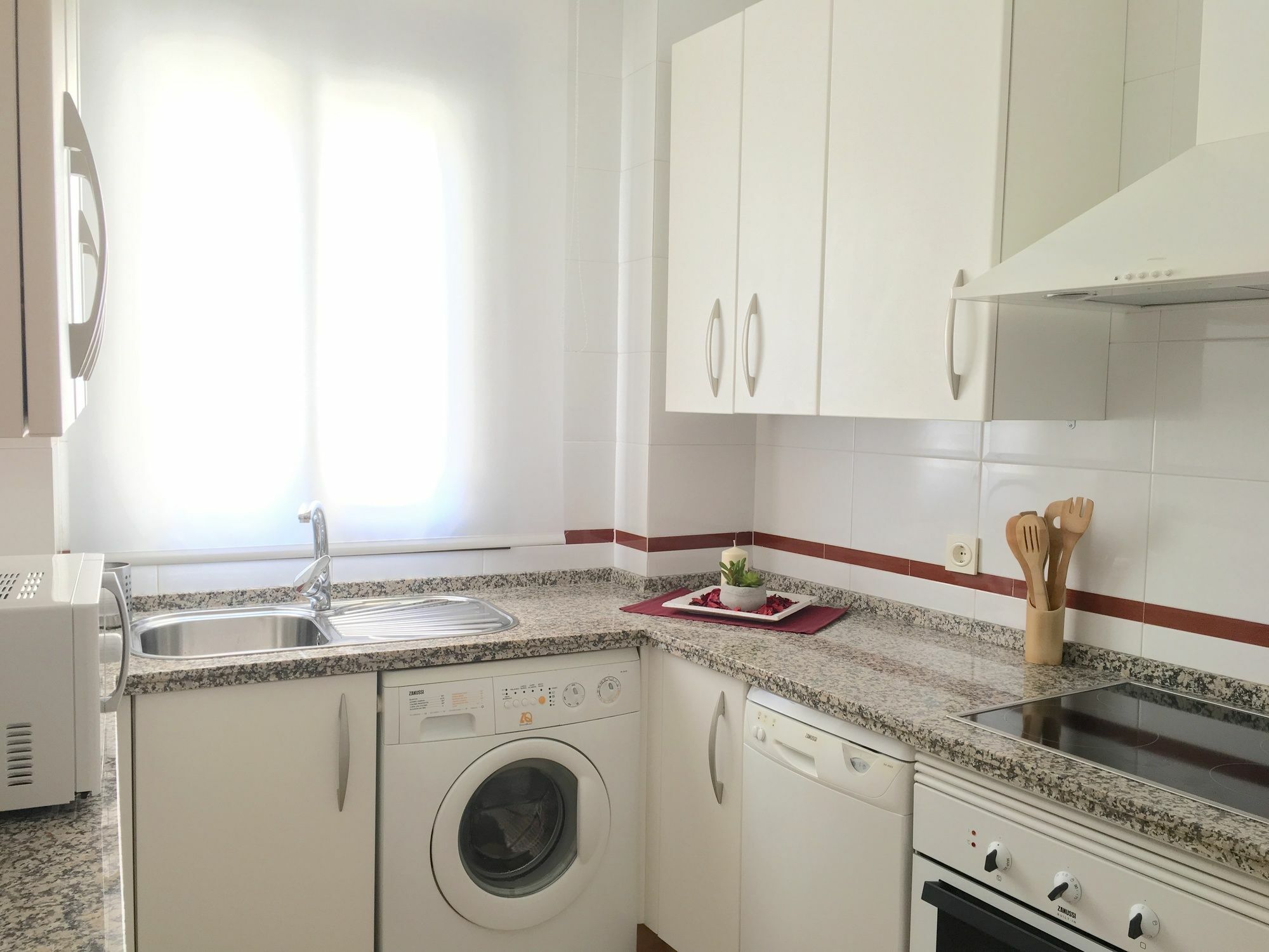 סביליה Teodosio Apartment Free Parking & Central Ac מראה חיצוני תמונה