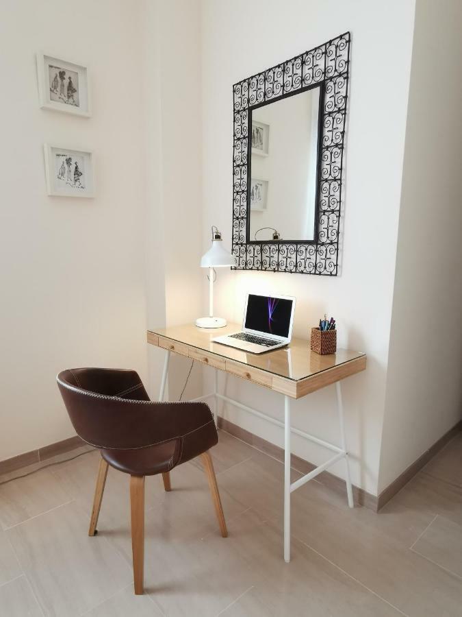 סביליה Teodosio Apartment Free Parking & Central Ac מראה חיצוני תמונה